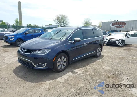 2019 Chrysler Pacifica Hybrid Limited из США, поврежденный, VIN 2C4RC1N78KR703171